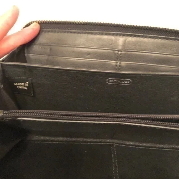 Coach black leather zipper accordion wallet